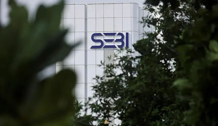 SEBI clarifies banks, brokers not liable for offshore funds' tax dues