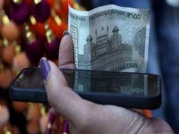 Iran ceasefire offers rupee major boost ahead of RBI policy; oil plummets