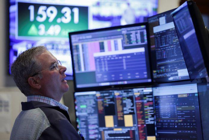 Global hedge funds' $86-bn stock buying spree hits record pace this week