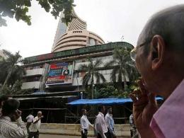 Sensex falls on global worries, Cognizant's muted guidance