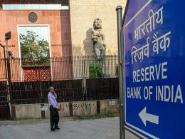 RBI overhauls debt restructuring norms