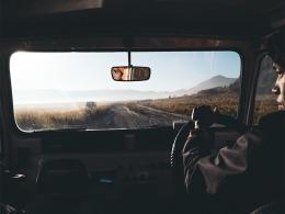 On-demand chauffeur provider DriveU acquires rival DriversKart