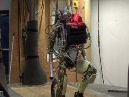 Why point-to-point robots are the future of e-commerce