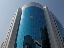 SEBI paves way for universal exchanges; amends norms for ARC, minimum public float