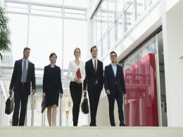 Who are India's wealthiest corporate employees?