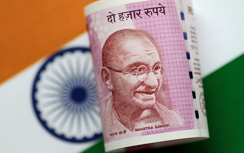 Rupee outlook worsens on trade war, growth risks