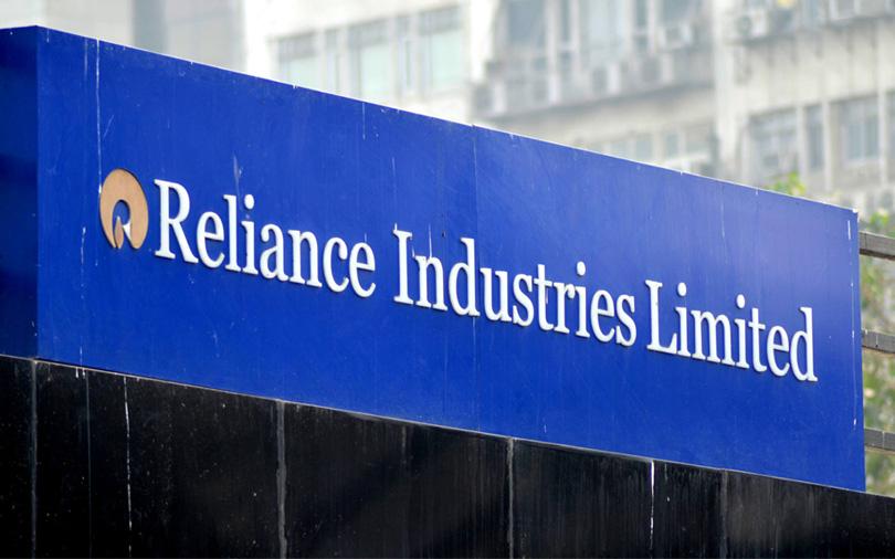 Reliance-Google smartphone deal in India threatens Chinese firms