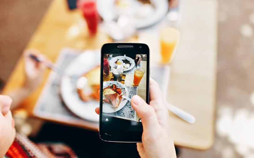 Coronavirus prompts online-only shift among consumer startups, especially restaurants