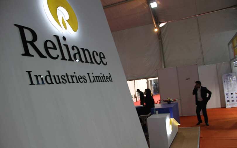 Reliance Jio extends deadline to acquire Reliance Communications’s assets