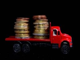 Naukri parent Info Edge makes logistics bet, leads pre-Series A round in Shipsy