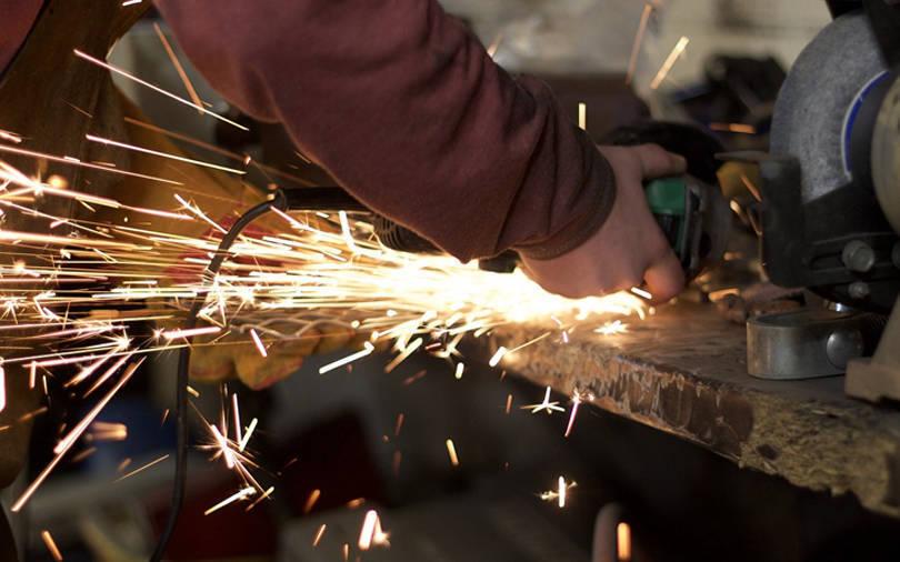 Feb manufacturing PMI at 4-month low