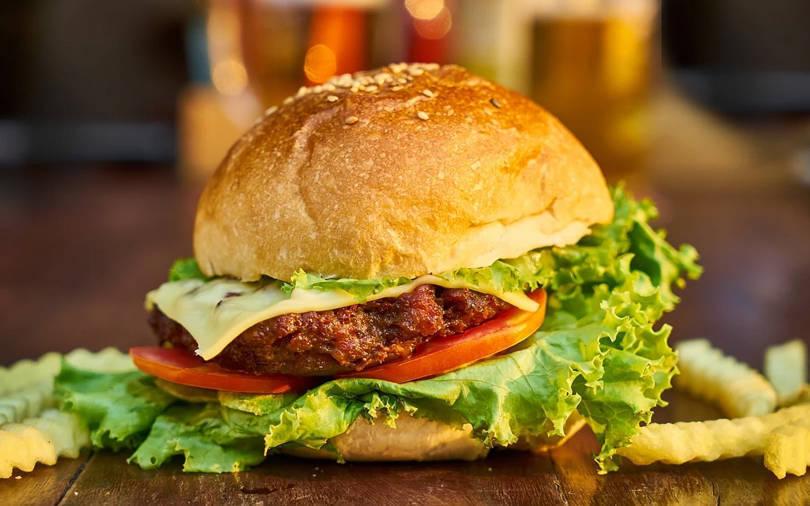Anicut’s angel fund, Madison Capital invest in QSR startup Burgerama