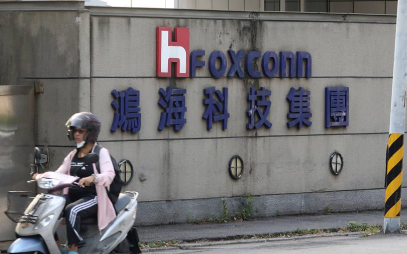 Foxconn-Vedanta's $19.5 bn chipmaking JV falls through