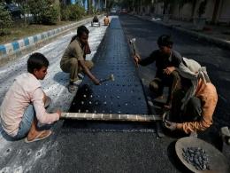 Actis buys Welspun's six road projects for $775 mn