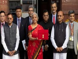 Finance minister unveils last full budget before 2024 election