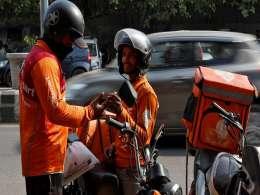 Swiggy investor keeps valuation unchanged ahead of IPO as Zomato retains rich tag