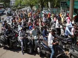 Govt slashes special excise duties on petrol, diesel as global oil prices surge