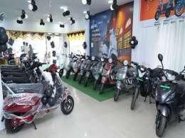 Pure EV in talks to collect pre-IPO funding, hires bankers